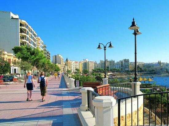 Modern Apartment In The Best Area Of Sliema Exterior foto