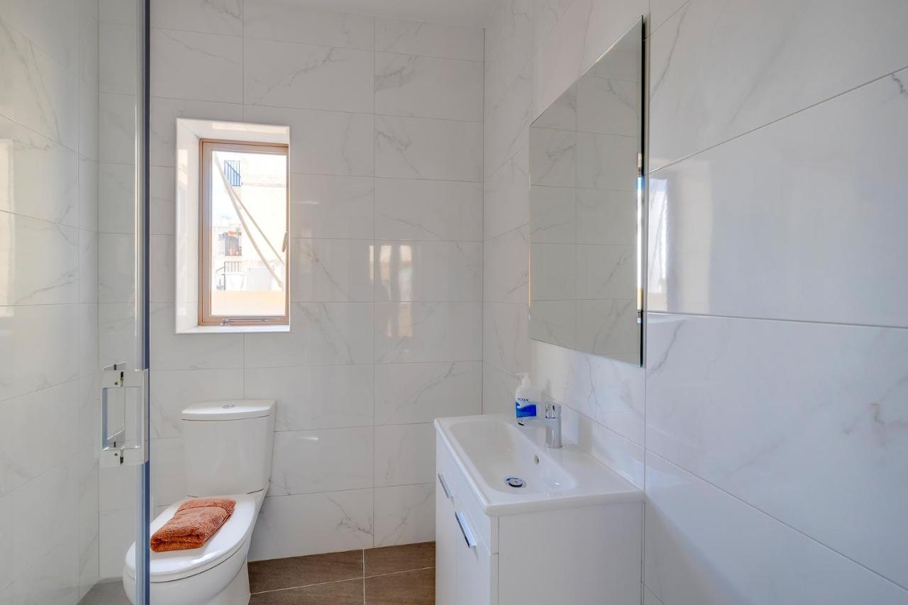 Modern Apartment In The Best Area Of Sliema Exterior foto